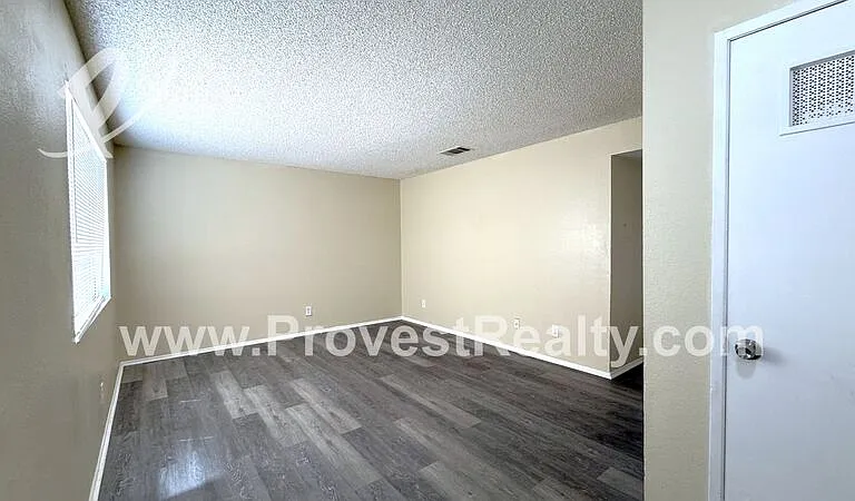 22526 Sioux Rd #16 — Photo 3