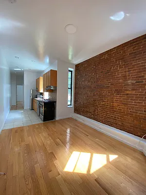 Rented by Park River | media 1