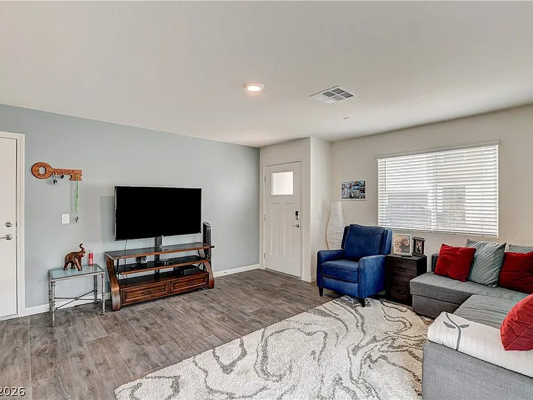 3715 Brilliant Sunset St — Photo 22
