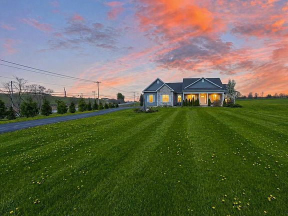 4th image of 103 Joann Way