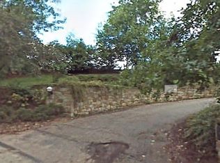 552 Squaw Run Rd E, Pittsburgh, PA 15238