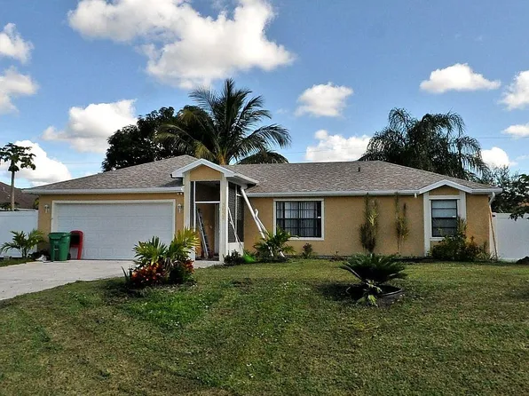 3657 SW Masilunas St, Port Saint Lucie, FL 34953