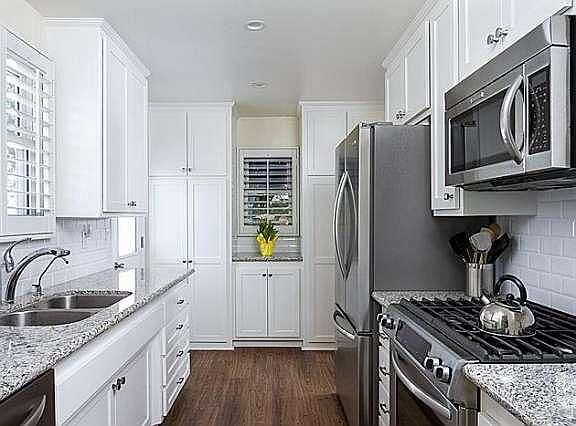 5th image of 363 S Wake Forest Ave