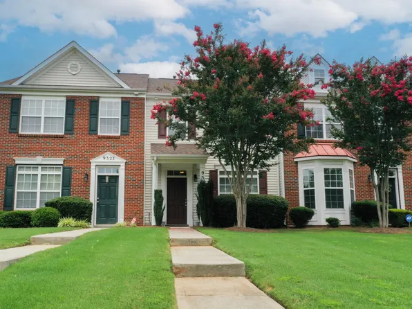 9327 Greenheather Dr, Huntersville, NC