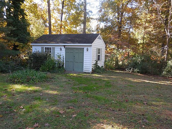 5th image of 9261 Colesbury Dr