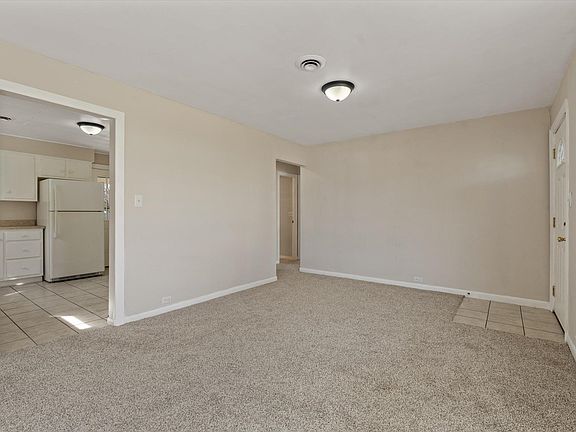 5th image of 1001 Carlton St
