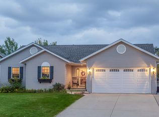 504 Redbird Run, Tiffin, IA 52340