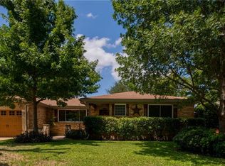 6729 Victoria Ave, North Richland Hills, TX 76180