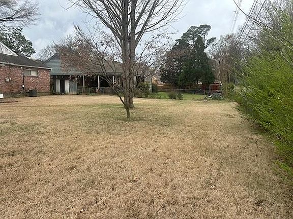 2nd image of 5124 Princeton Rd