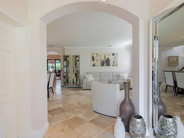 1121 Center Stone Lane, Riviera Beach, FL 33404