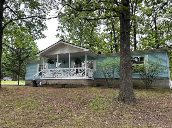 1751 Warren Drive, Neosho, MO 64850