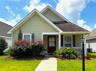 226 Mount Pleasant Dr, Hattiesburg, MS 39402