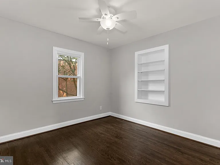 1506 Noyes Dr — Photo 24