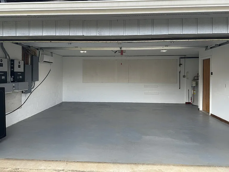 928 Tree Trunk Rd — Photo 23