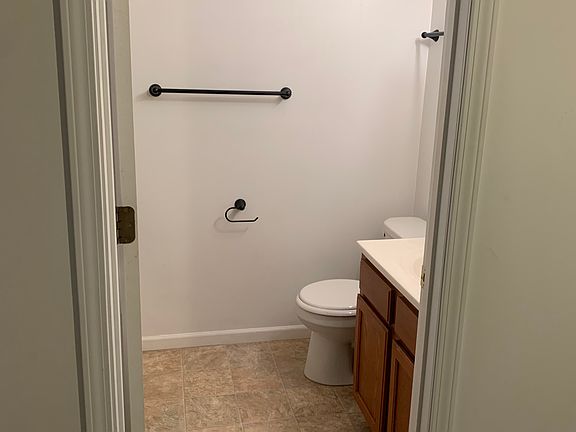 2nd image of 1112 N Osteopathy APT C