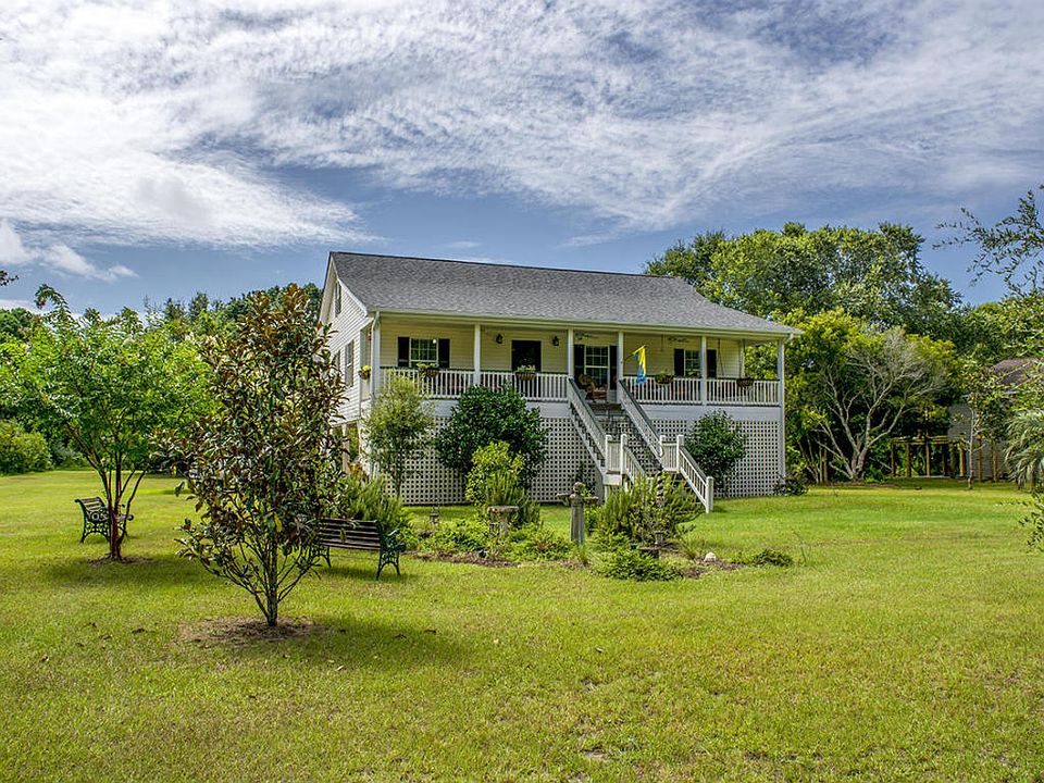 2nd image of 8747 Marsh Aire Ln