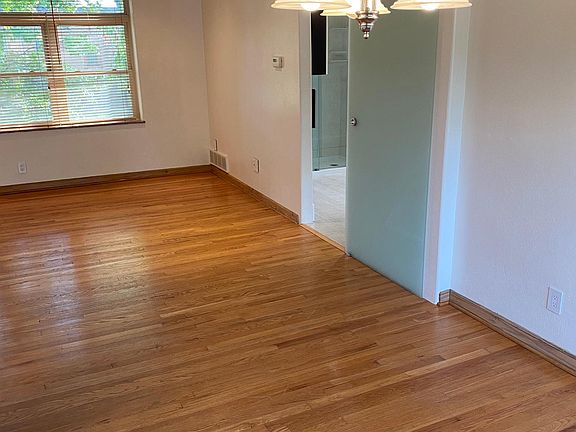 4th image of 5847 Sunshine Dr #2W