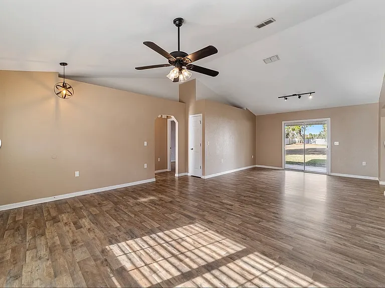 6930 Bahia Rd — Photo 15