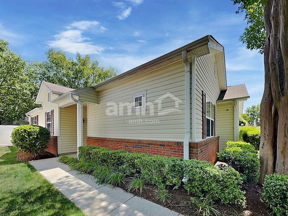 1st image of 8969 Meadowmont View Dr