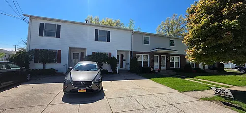 3512 Plum St Photo 1