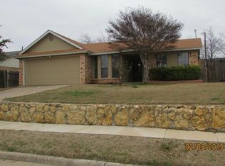 6504 Levitt Dr, Watauga, TX 76148