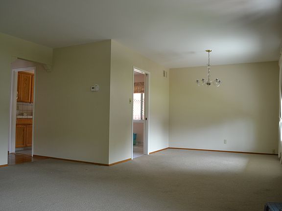 3rd image of 159 Sunset Ave