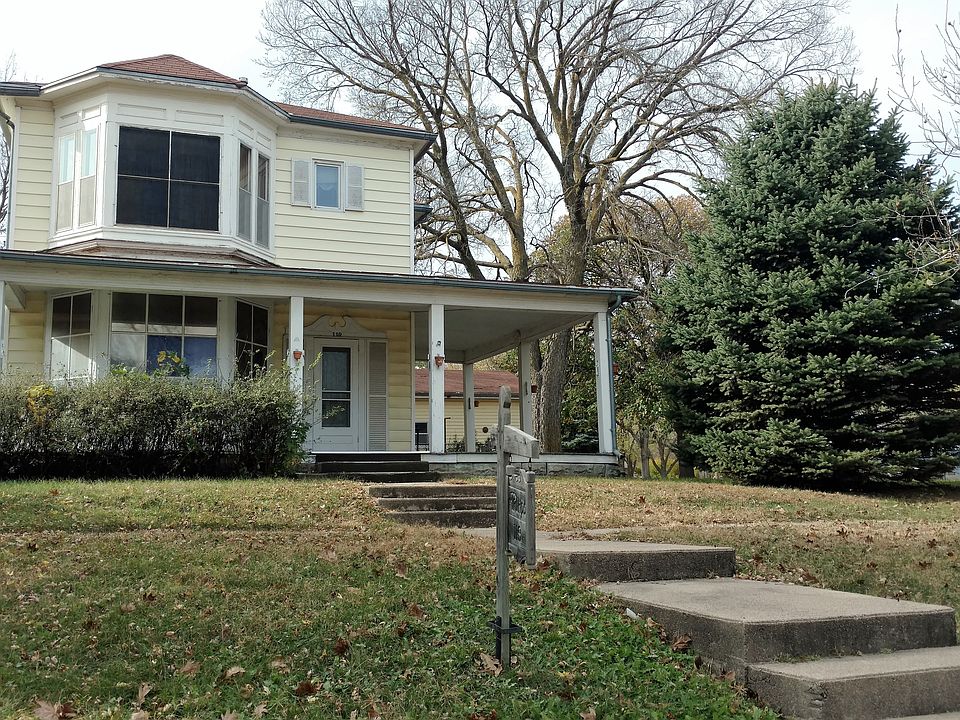 1st image of 119 N 10th St