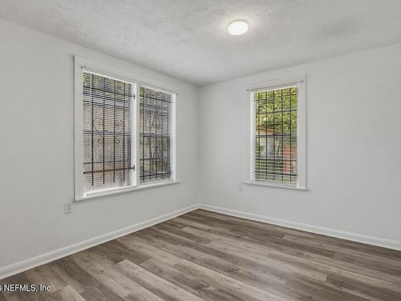 5th image of 1216 W 24th St #0