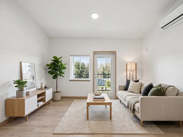 Lansdale Pointe Apartments