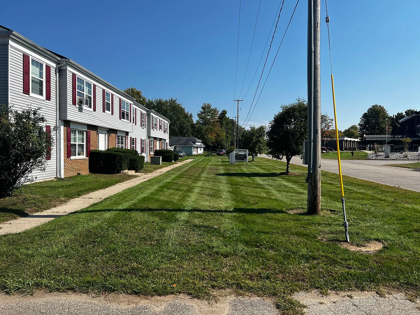 Saranac Gardens Apartments — Photo 3