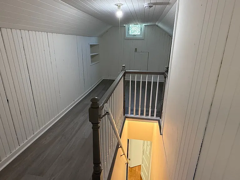 875 Huron Ave — Photo 25