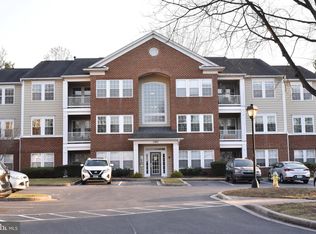 2402 Dominion Dr APT 3B, Frederick, MD 21702