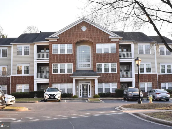 2402 Dominion Dr APT 3B, Frederick, MD 21702