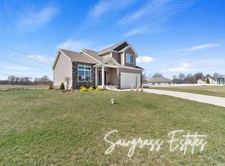 5025 N Village Dr, Leesburg, IN