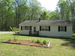 1666 Cook Rd, Powhatan, VA 23139