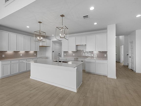 4th image of 5619 Toledo Pines Ln