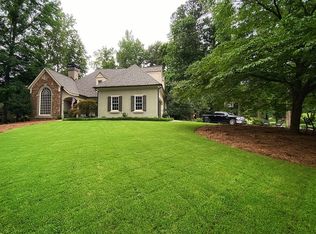 880 Brooksglen Dr, Roswell, GA 30075