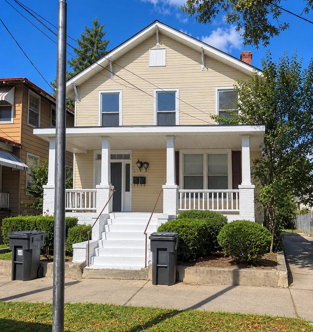 4 bed, 2.0 bath, $1,100 — Photo 1