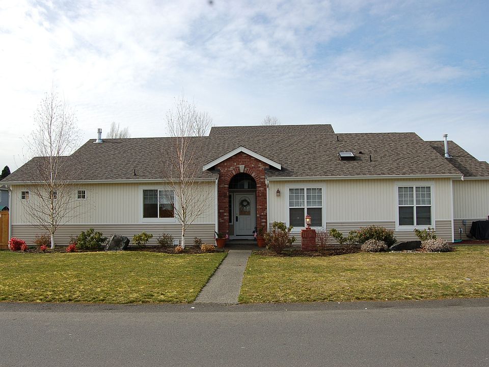 1st image of 7922 150th St E