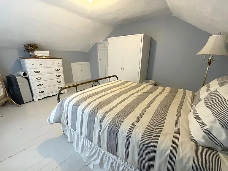715 Spruce St — Photo 16