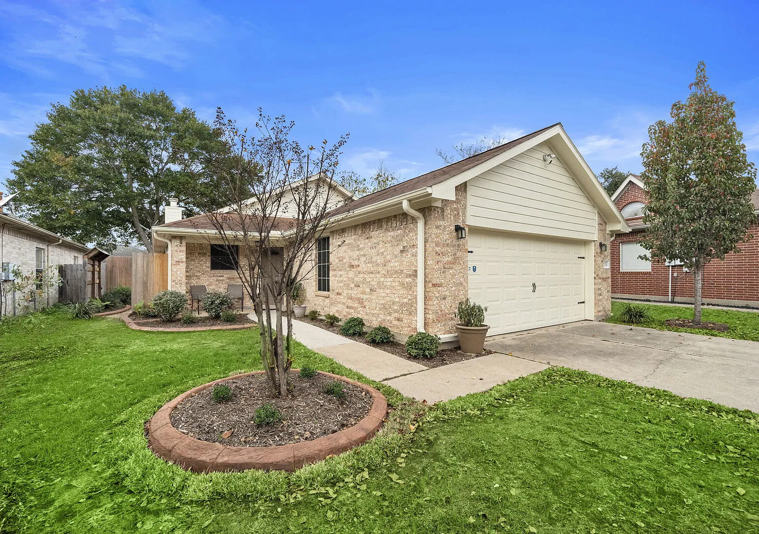 30+ Day Rental | Pet-Friendly | Houston — Photo 4