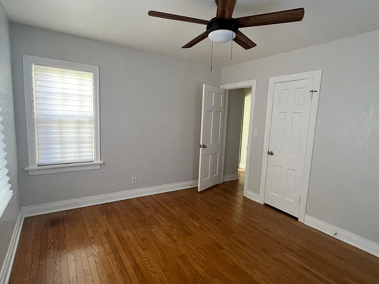 709 NW 48th St — Photo 12