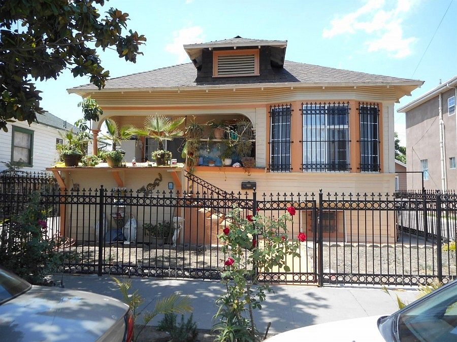 1st image of 1131 S San Joaquin St