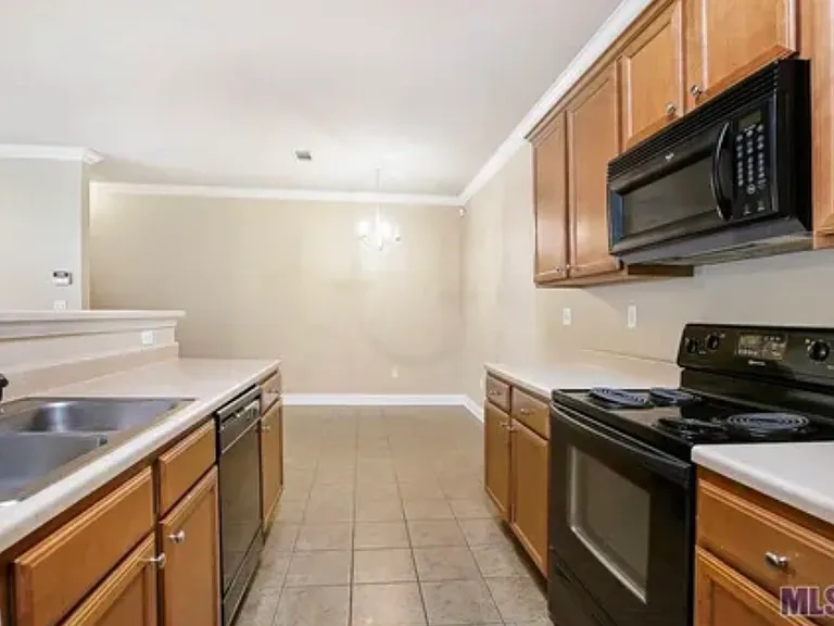 900 Dean Lee Dr #1506 — Photo 3