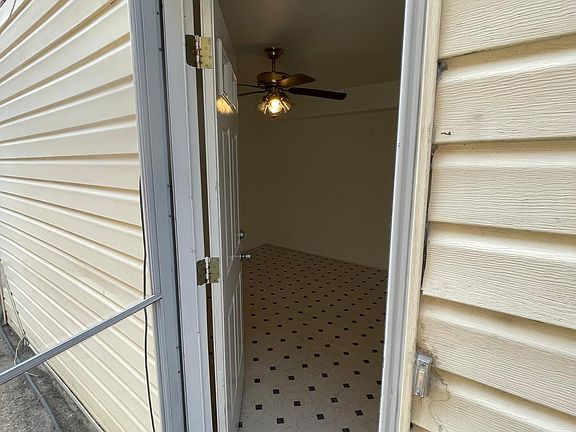 3rd image of 219 Evergreen St #2