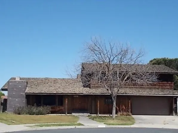 1196 Robinson Court, Hanford, CA 93230