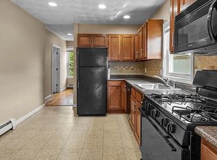 205 Federal St APT 2, Providence, RI 02903