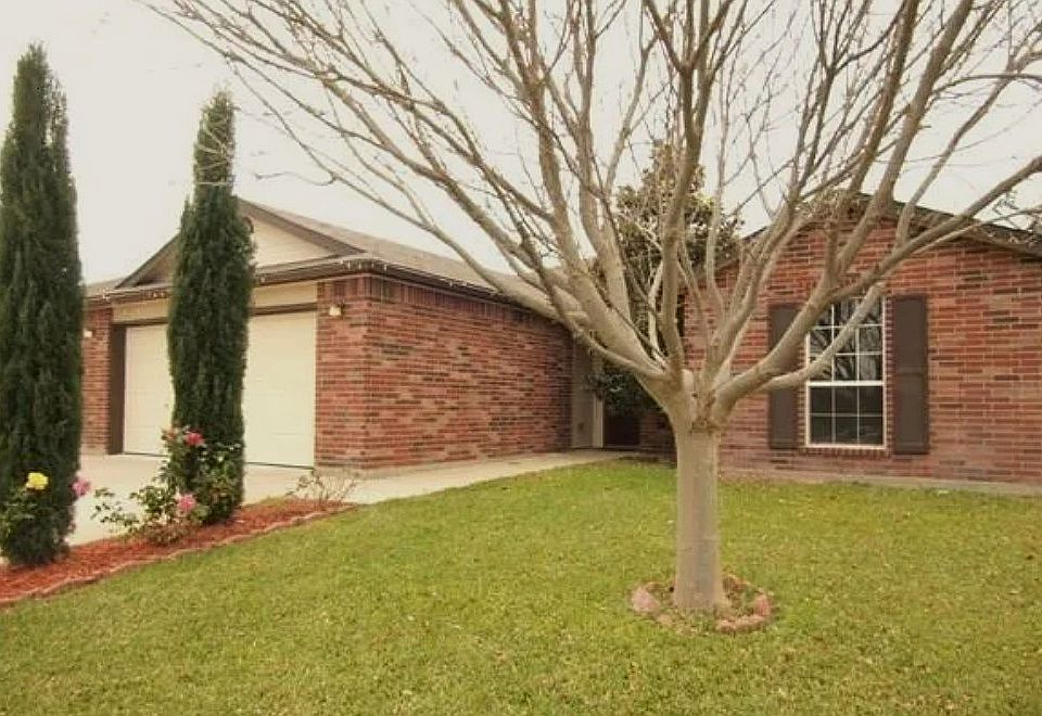 1st image of 5401 Bridle Dr