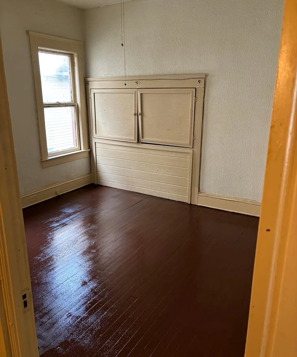 2 bed, 1200 sqft, $750 — Photo 4