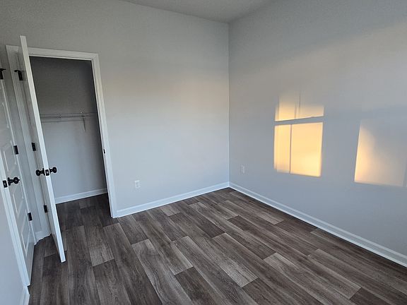 3rd image of 600 Heron Creek Way